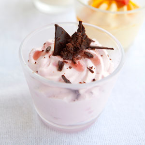 Strawberry–White Chocolate Mousse