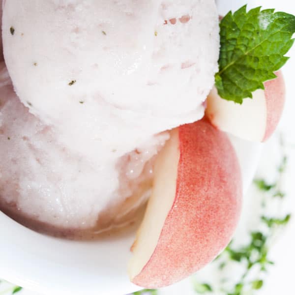 White Peach Ice Cream