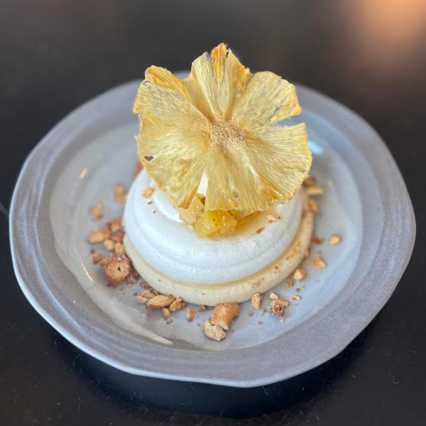 Pineapple Pavlova